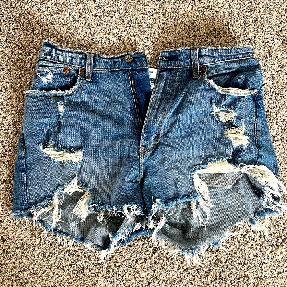 Abercrombie Curve Love Mom Short